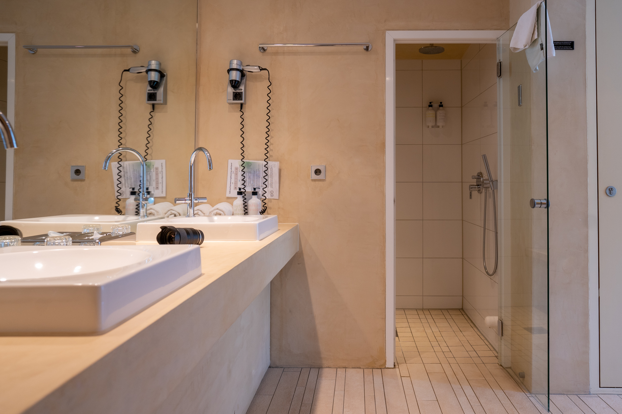 WJS - blooming hotel - Waterfront Junior Suite-15