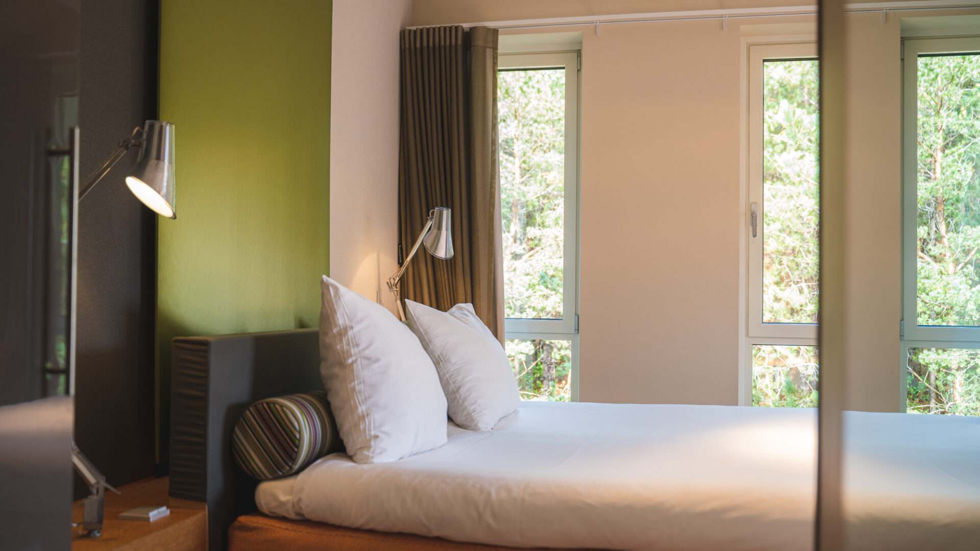 blooming hotel unlimited room 2