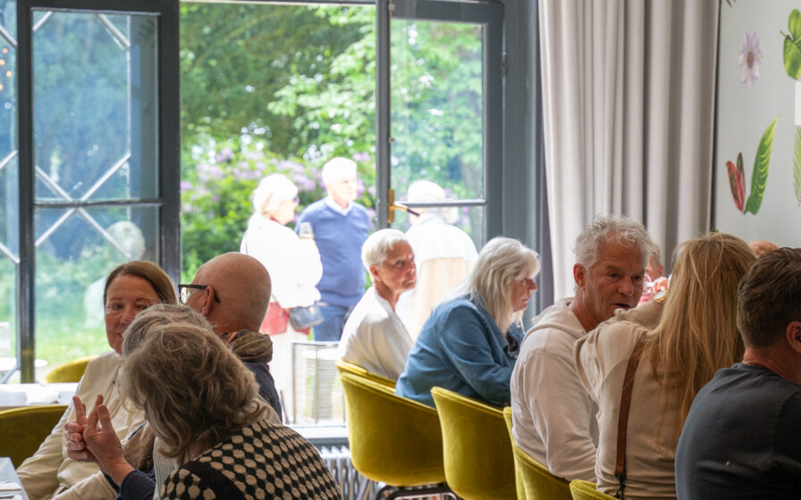 lange-tafel-lunch mei 2024-10